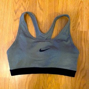 Nike Bra Top Juniors XS Gray